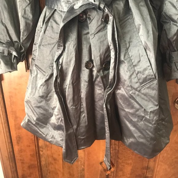 Joan Rivers Olive w/Shimmer Trench Coat w/Epaulettes Size 2X - Picture 5 of 16